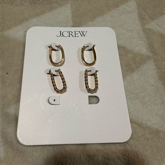 J crew set of 2 Sculptural gold earrings - Picture 3 of 3